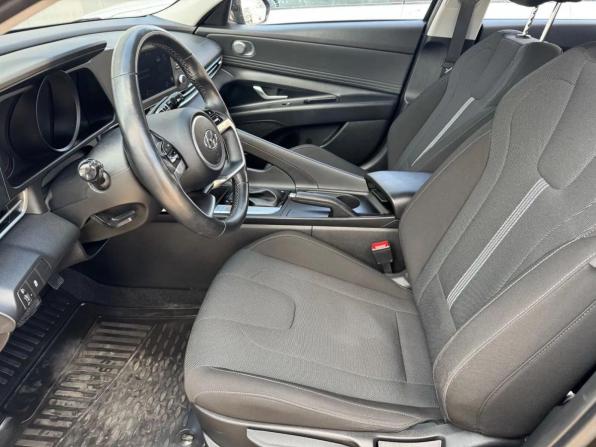 Hyundai Elantra VII (CN7) с пробегом 2022 года, цена 1 993 663 рубля, 68915 км, седан, Автокод Объявления