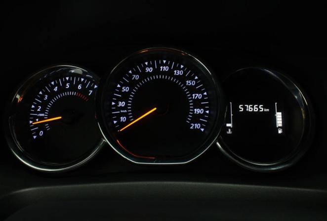 Renault Logan II Рестайлинг с пробегом 2021 года, цена 1 215 000 рублей, 57665 км, седан, Автокод Объявления