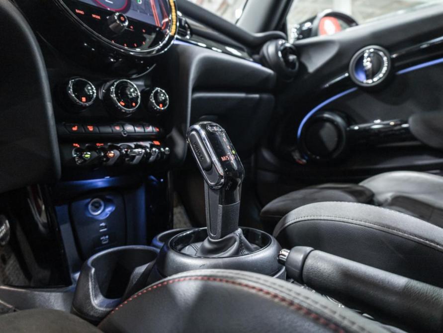 Mini Hatch III (F55/F56) Рестайлинг 2 Санкт-Петербург  - изображение 25