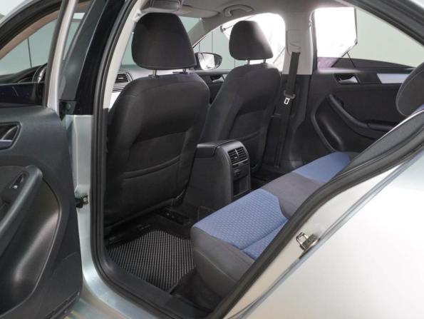 Volkswagen Jetta VI с пробегом 2013 года, цена 1 049 000 рублей, 213771 км, седан, Автокод Объявления