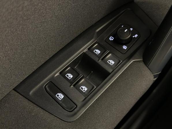 Volkswagen Tiguan II с пробегом 2020 года, цена 2 353 000 рублей, 60012 км, внедорожник, Автокод Объявления