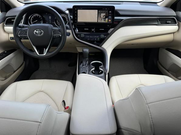 Toyota Camry VIII (XV70) Рестайлинг с пробегом 2023 года, цена 4 650 000 рублей, 27244 км, седан, Автокод Объявления