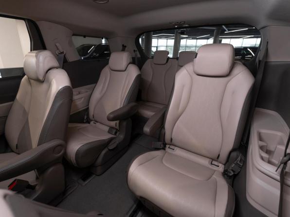 Kia Carnival IV с пробегом 2022 года, цена 4 090 000 рублей, 77914 км, минивэн, Автокод Объявления