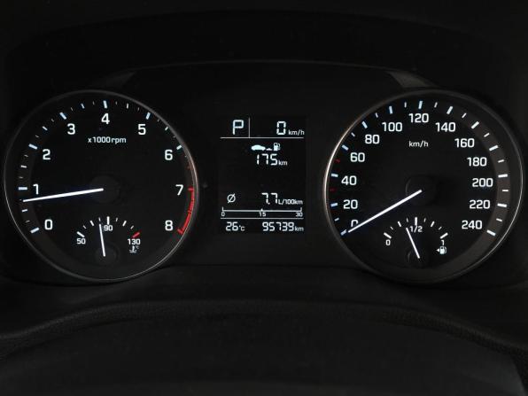 Hyundai Elantra VI (AD) с пробегом 2017 года, цена 1 649 000 рублей, 95739 км, седан, Автокод Объявления