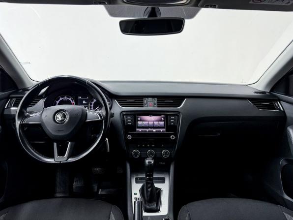 Skoda Octavia III (A7) Рестайлинг с пробегом 2018 года, цена 1 950 000 рублей, 133947 км, лифтбек, Автокод Объявления