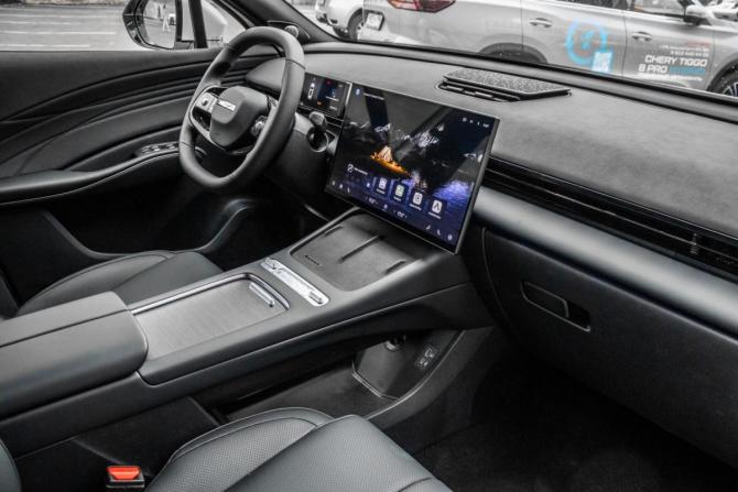 Новый Omoda C7 2026 года, цена 3 098 900 рублей, внедорожник, Автокод Объявления