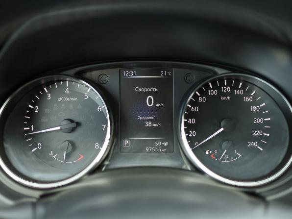 Nissan Qashqai II с пробегом 2015 года, цена 1 559 000 рублей, 97510 км, внедорожник, Автокод Объявления
