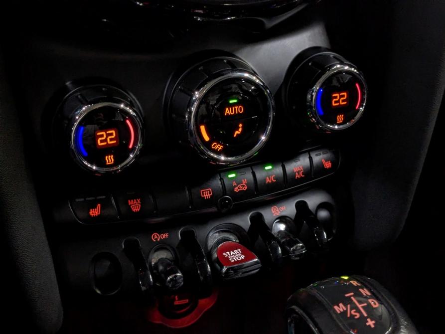 Mini Hatch III (F55/F56) Москва  - изображение 19