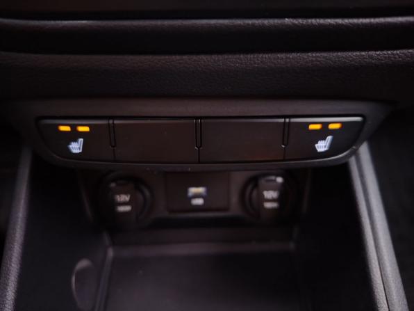 Hyundai Solaris II Рестайлинг с пробегом 2021 года, цена 1 399 000 рублей, 118925 км, седан, Автокод Объявления