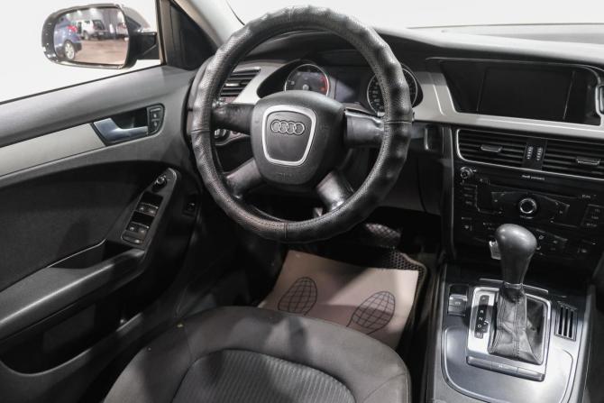 Audi A4 IV (B8) с пробегом 2011 года, цена 909 000 рублей, 268800 км, седан, Автокод Объявления
