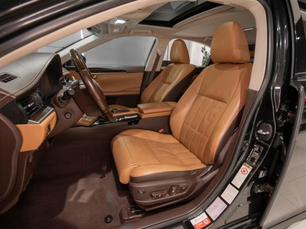 Lexus ES VI Рестайлинг с пробегом 2015 года, цена 2 570 000 рублей, 174713 км, седан, Автокод Объявления