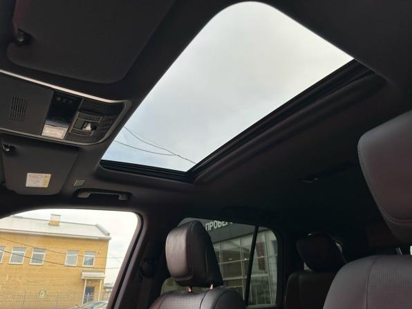 Toyota Land Cruiser 300 Series с пробегом 2021 года, цена 9 940 000 рублей, 35533 км, внедорожник, Автокод Объявления