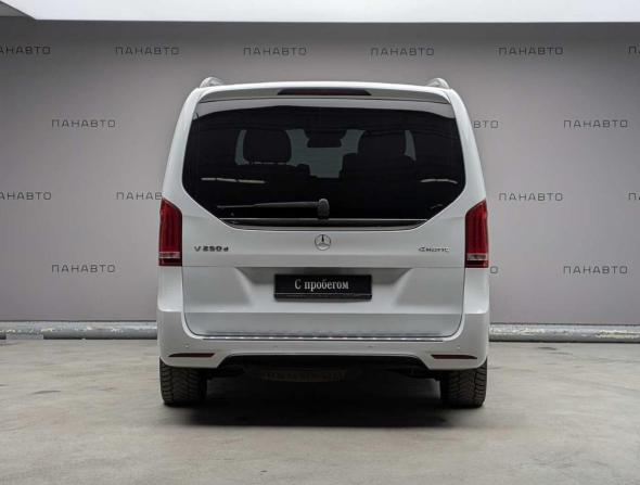 Mercedes-Benz V-Класс III (W447) с пробегом 2018 года, цена 4 725 000 рублей, 74403 км, минивэн, Автокод Объявления