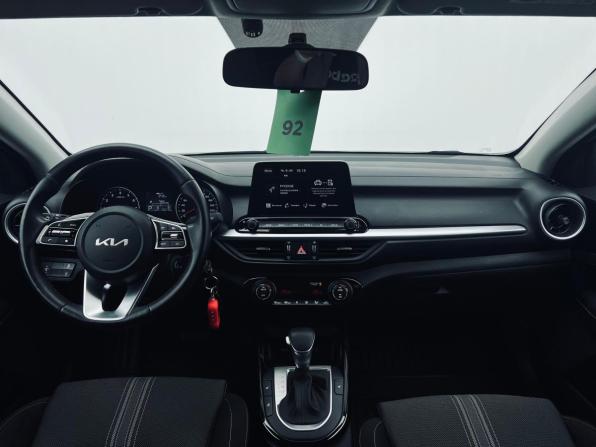 Kia Cerato IV Рестайлинг с пробегом 2022 года, цена 2 420 000 рублей, 20600 км, седан, Автокод Объявления