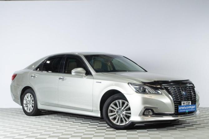 Toyota Crown XIV (S210) Рестайлинг с пробегом 2016 года, цена 2 579 000 рублей, 302030 км, седан, Автокод Объявления