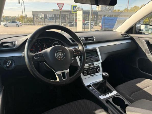 Volkswagen Passat B7 с пробегом 2011 года, цена 800 000 рублей, 280785 км, седан, Автокод Объявления