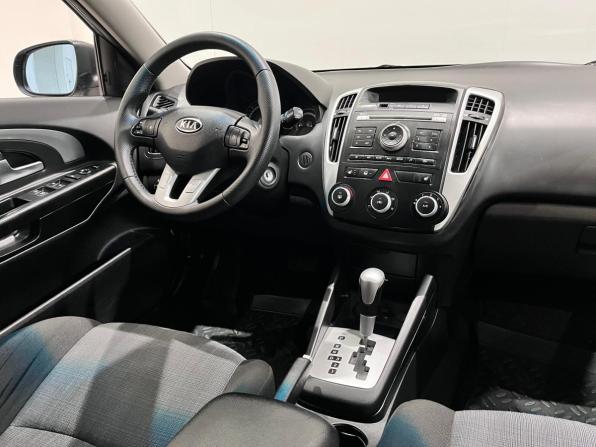 Kia Ceed I Рестайлинг с пробегом 2012 года, цена 786 000 рублей, 226100 км, хэтчбек, Автокод Объявления