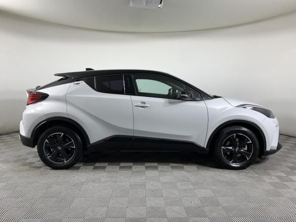 Toyota C-HR I Рестайлинг с пробегом 2021 года, цена 3 050 000 рублей, 33598 км, внедорожник, Автокод Объявления
