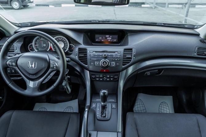 Honda Accord VIII Рестайлинг с пробегом 2012 года, цена 1 271 000 рублей, 205643 км, седан, Автокод Объявления
