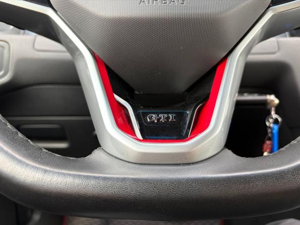 Volkswagen Golf GTI VII с пробегом 2015 года, цена 1 555 000 рублей, 191000 км, хэтчбек, Автокод Объявления