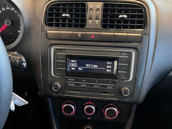Volkswagen Polo V с пробегом 2011 года, цена 435 000 рублей, 218327 км, седан, Автокод Объявления