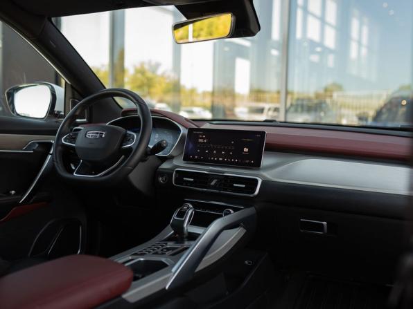 Geely Coolray I с пробегом 2019 года, цена 1 570 000 рублей, 37852 км, внедорожник, Автокод Объявления