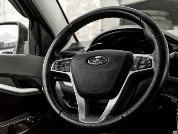 Lada (ВАЗ) Vesta I с пробегом 2018 года, цена 850 000 рублей, 68463 км, седан, Автокод Объявления