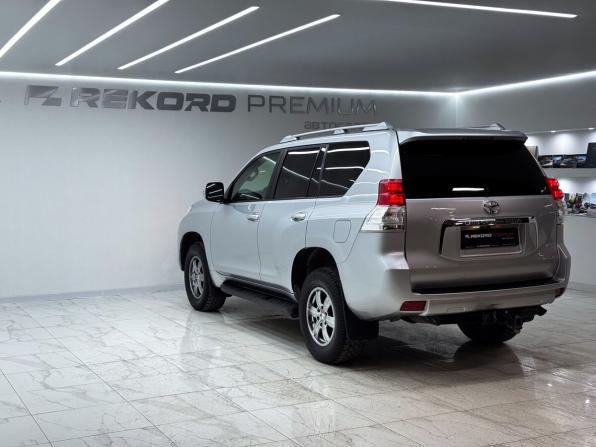 Toyota Land Cruiser Prado 150 Series с пробегом 2012 года, цена 3 000 000 рублей, 256384 км, внедорожник, Автокод Объявления