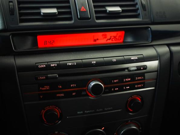 Mazda 3 I (BK) Рестайлинг с пробегом 2007 года, цена 340 000 рублей, 256142 км, седан, Автокод Объявления