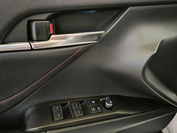 Toyota Camry VIII (XV70) Рестайлинг с пробегом 2022 года, цена 3 045 000 рублей, 120592 км, седан, Автокод Объявления