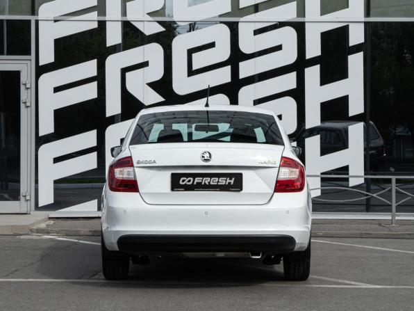 Skoda Rapid I с пробегом 2014 года, цена 1 029 000 рублей, 121801 км, лифтбек, Автокод Объявления