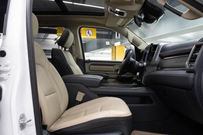 Ram 1500 V с пробегом 2020 года, цена 6 899 000 рублей, 42323 км, пикап, Автокод Объявления
