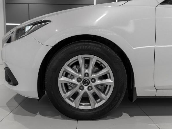 Mazda 3 III (BM) с пробегом 2014 года, цена 1 090 000 рублей, 180061 км, хэтчбек, Автокод Объявления