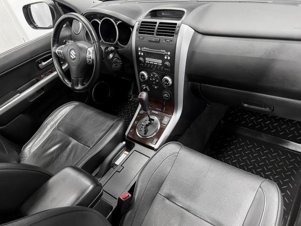 Suzuki Grand Vitara II с пробегом 2008 года, цена 1 045 000 рублей, 221011 км, внедорожник, Автокод Объявления