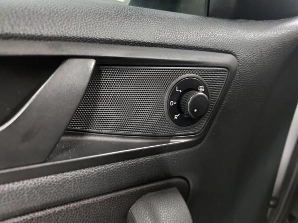 Skoda Yeti I Рестайлинг с пробегом 2014 года, цена 639 000 рублей, 247462 км, внедорожник, Автокод Объявления