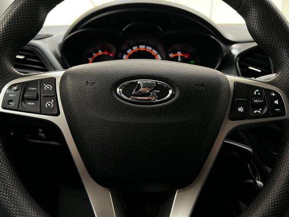 Lada (ВАЗ) Vesta I с пробегом 2019 года, цена 980 000 рублей, 95853 км, седан, Автокод Объявления