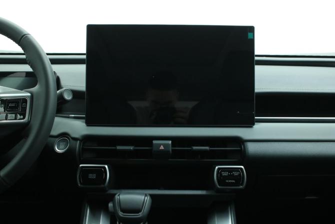 Toyota RAV4 VI (XA60) с пробегом 2026 года, цена 4 295 000 рублей, 50 км, внедорожник, Автокод Объявления