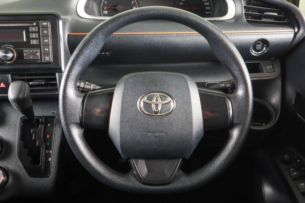 Toyota Sienta II Пермь  - изображение 16