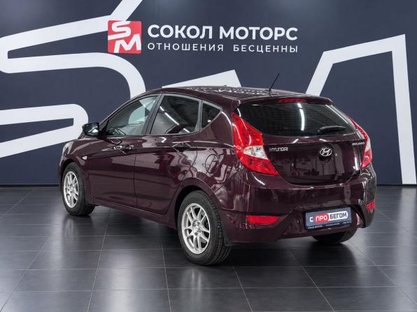 Hyundai Solaris I с пробегом 2012 года, цена 749 900 рублей, 195000 км, хэтчбек, Автокод Объявления