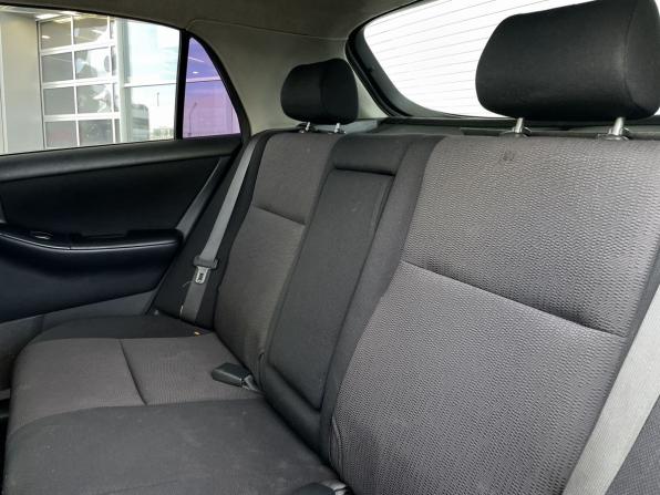 Toyota Allex I с пробегом 2001 года, цена 388 000 рублей, 355084 км, хэтчбек, Автокод Объявления