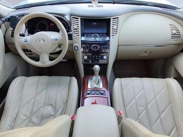 Infiniti FX II (S51) с пробегом 2010 года, цена 1 800 000 рублей, 157077 км, внедорожник, Автокод Объявления