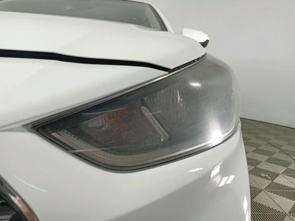 Hyundai Solaris II с пробегом 2018 года, цена 599 000 рублей, 400000 км, седан, Автокод Объявления
