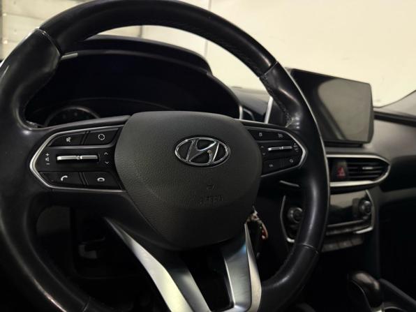 Hyundai Santa Fe IV с пробегом 2019 года, цена 2 650 000 рублей, 119297 км, внедорожник, Автокод Объявления