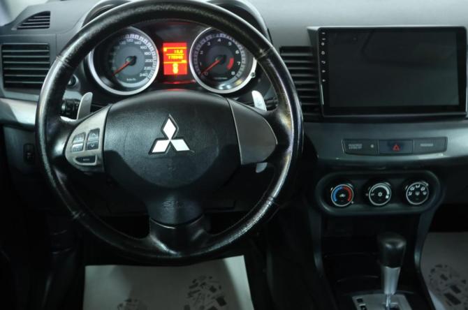 Mitsubishi Lancer X с пробегом 2008 года, цена 1 009 000 рублей, 172000 км, седан, Автокод Объявления