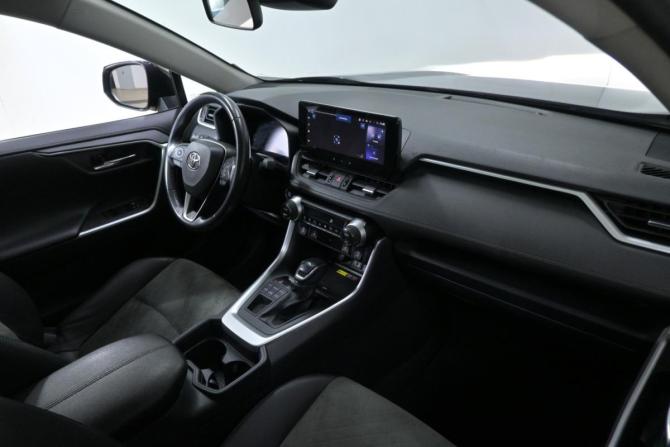 Toyota RAV4 V (XA50) с пробегом 2023 года, цена 3 332 000 рублей, 89823 км, внедорожник, Автокод Объявления