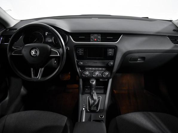 Skoda Octavia III (A7) с пробегом 2016 года, цена 929 000 рублей, 253348 км, лифтбек, Автокод Объявления