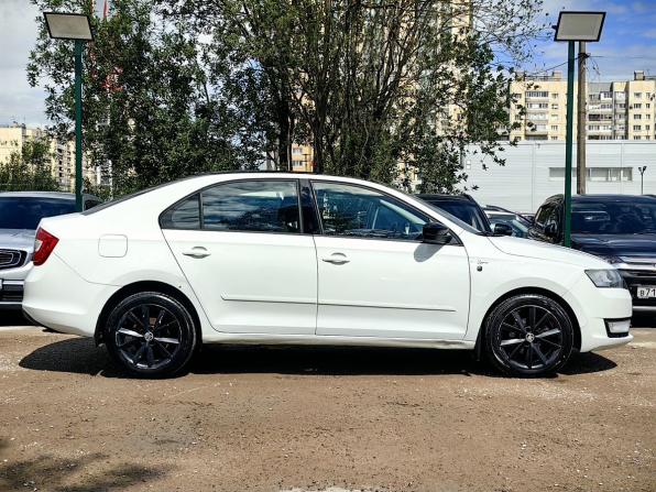 Skoda Rapid I с пробегом 2016 года, цена 929 000 рублей, 127000 км, лифтбек, Автокод Объявления