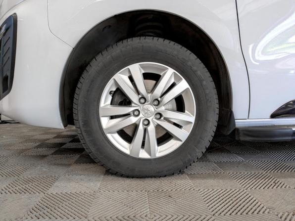 Peugeot Traveller I с пробегом 2021 года, цена 2 970 000 рублей, 84887 км, минивэн, Автокод Объявления