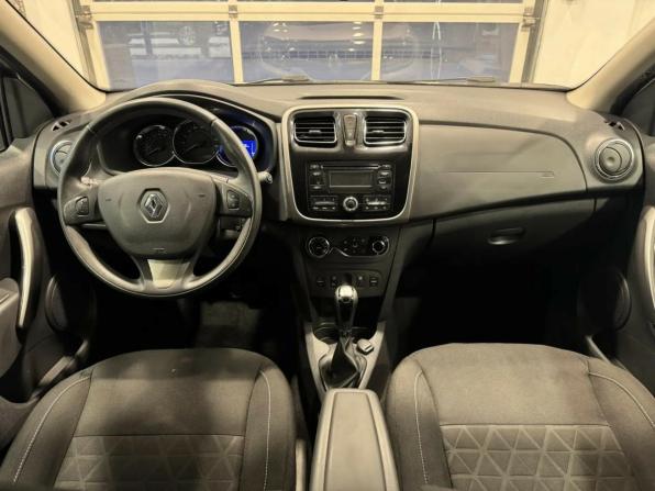 Renault Sandero II с пробегом 2016 года, цена 860 000 рублей, 179498 км, хэтчбек, Автокод Объявления