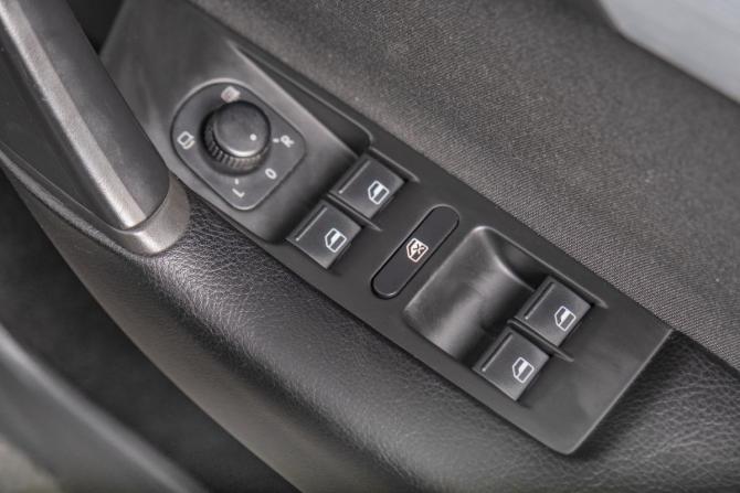 Volkswagen Passat B7 с пробегом 2014 года, цена 1 239 000 рублей, 83000 км, универсал, Автокод Объявления